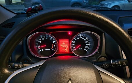 Mitsubishi ASX I рестайлинг, 2014 год, 1 500 000 рублей, 9 фотография