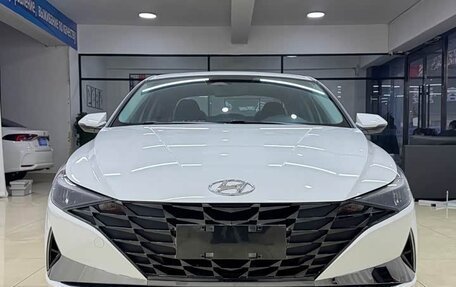 Hyundai Elantra, 2022 год, 1 100 013 рублей, 2 фотография