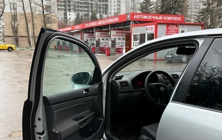 Volkswagen Golf V, 2005 год, 395 000 рублей, 12 фотография