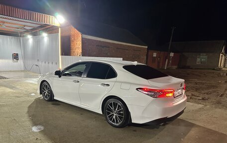 Toyota Camry, 2018 год, 1 799 999 рублей, 5 фотография