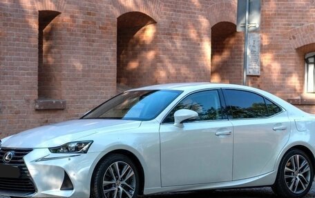 Lexus IS III, 2019 год, 2 020 000 рублей, 3 фотография