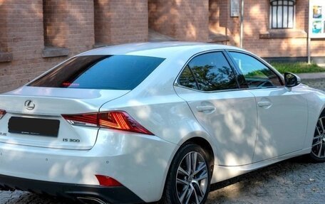 Lexus IS III, 2019 год, 2 020 000 рублей, 12 фотография