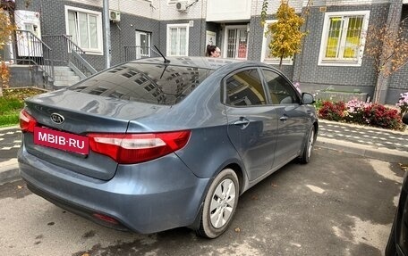 KIA Rio III рестайлинг, 2012 год, 830 000 рублей, 2 фотография