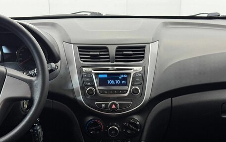 Hyundai Solaris II рестайлинг, 2014 год, 1 050 000 рублей, 12 фотография