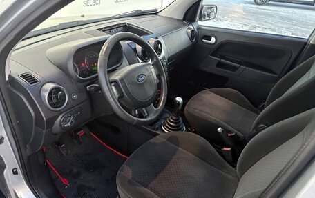 Ford Fusion I, 2005 год, 260 000 рублей, 13 фотография