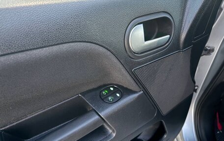 Ford Fusion I, 2005 год, 260 000 рублей, 15 фотография