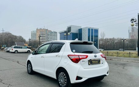 Toyota Vitz, 2017 год, 1 249 999 рублей, 8 фотография