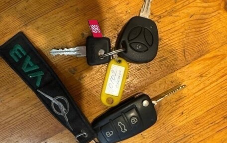 ЛуАЗ Patriot, 2014 год, 560 000 рублей, 21 фотография