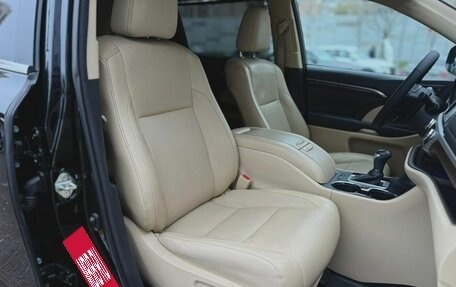 Toyota Highlander III, 2014 год, 2 635 000 рублей, 12 фотография