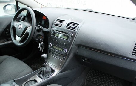 Toyota Avensis III рестайлинг, 2009 год, 919 000 рублей, 8 фотография