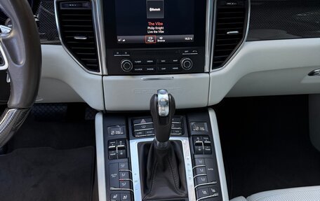 Porsche Macan I рестайлинг, 2016 год, 4 200 000 рублей, 4 фотография