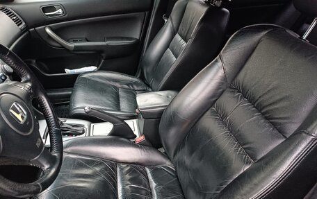 Honda Accord VII рестайлинг, 2007 год, 1 050 000 рублей, 20 фотография