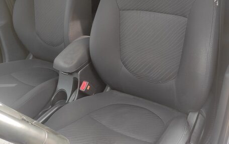 Hyundai Solaris II рестайлинг, 2014 год, 1 189 000 рублей, 10 фотография