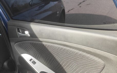 Hyundai Solaris II рестайлинг, 2014 год, 1 189 000 рублей, 16 фотография