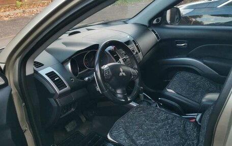 Mitsubishi Outlander III рестайлинг 3, 2007 год, 1 325 255 рублей, 10 фотография