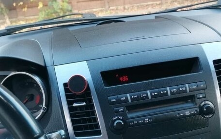 Mitsubishi Outlander III рестайлинг 3, 2007 год, 1 325 255 рублей, 12 фотография