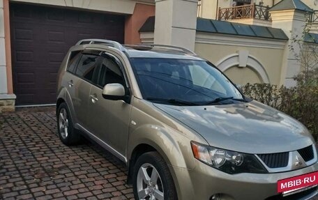 Mitsubishi Outlander III рестайлинг 3, 2007 год, 1 325 255 рублей, 24 фотография