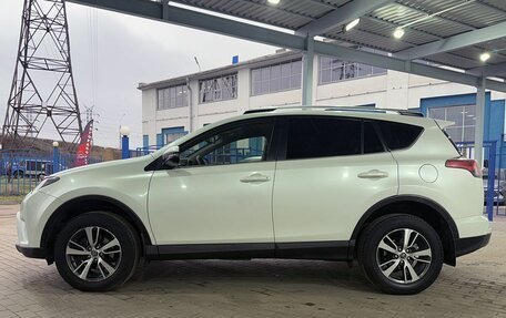 Toyota RAV4, 2016 год, 2 349 000 рублей, 2 фотография