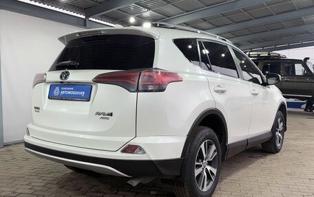Toyota RAV4, 2016 год, 2 349 000 рублей, 5 фотография