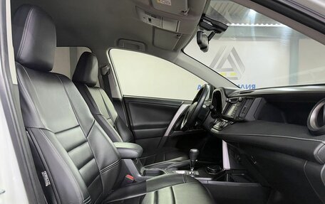 Toyota RAV4, 2016 год, 2 349 000 рублей, 11 фотография