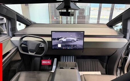Tesla Cybertruck, 2024 год, 16 700 000 рублей, 11 фотография