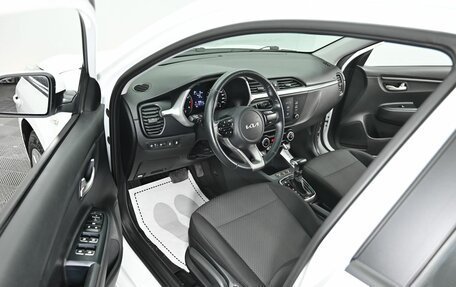 KIA Rio IV, 2022 год, 1 395 000 рублей, 8 фотография