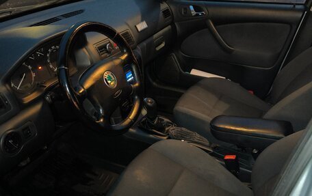 Skoda Octavia IV, 2008 год, 400 000 рублей, 10 фотография