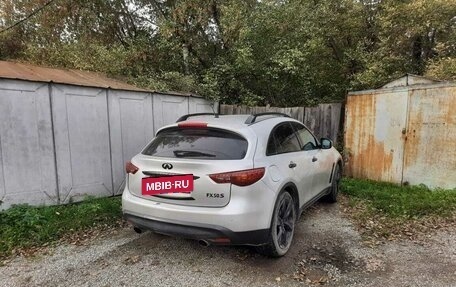 Infiniti FX II, 2009 год, 1 750 000 рублей, 15 фотография