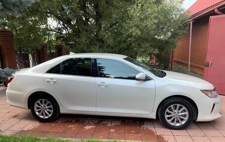 Toyota Camry, 2017 год, 2 000 000 рублей, 12 фотография