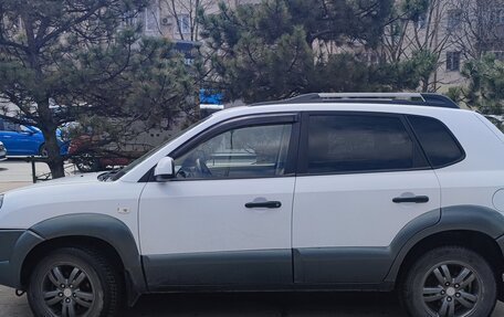 Hyundai Tucson III, 2007 год, 820 000 рублей, 2 фотография