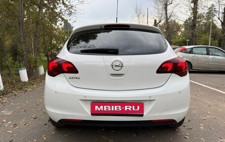 Opel Astra J, 2011 год, 520 000 рублей, 6 фотография