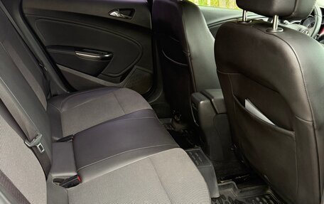 Opel Astra J, 2011 год, 520 000 рублей, 11 фотография