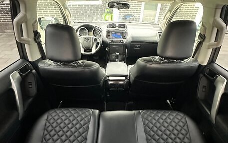 Toyota Land Cruiser Prado 150 рестайлинг 2, 2013 год, 3 450 000 рублей, 21 фотография