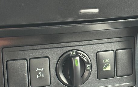 Toyota Land Cruiser Prado 150 рестайлинг 2, 2013 год, 3 450 000 рублей, 27 фотография