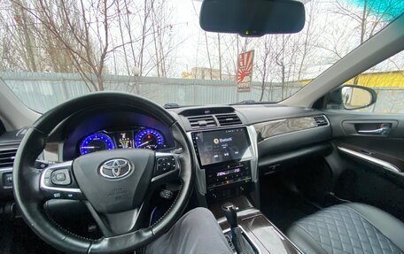 Toyota Camry, 2016 год, 2 050 000 рублей, 2 фотография