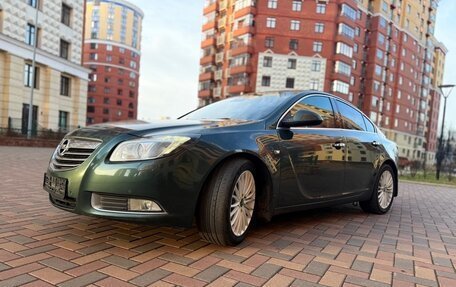Opel Insignia II рестайлинг, 2010 год, 1 050 000 рублей, 2 фотография