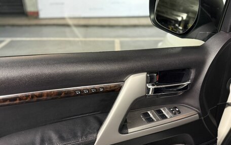 Toyota Land Cruiser 200, 2013 год, 3 900 000 рублей, 12 фотография