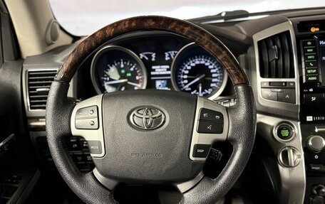 Toyota Land Cruiser 200, 2013 год, 3 900 000 рублей, 19 фотография