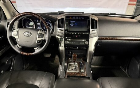 Toyota Land Cruiser 200, 2013 год, 3 900 000 рублей, 20 фотография