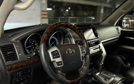 Toyota Land Cruiser 200, 2013 год, 3 900 000 рублей, 17 фотография