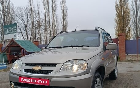 Chevrolet Niva I рестайлинг, 2011 год, 570 000 рублей, 5 фотография