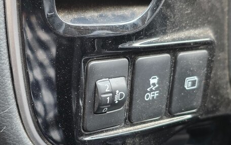 Mitsubishi Outlander III рестайлинг 3, 2021 год, 2 700 000 рублей, 11 фотография