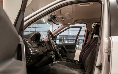 Land Rover Freelander II рестайлинг 2, 2012 год, 1 255 000 рублей, 7 фотография