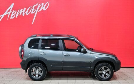 Chevrolet Niva I рестайлинг, 2018 год, 649 000 рублей, 6 фотография