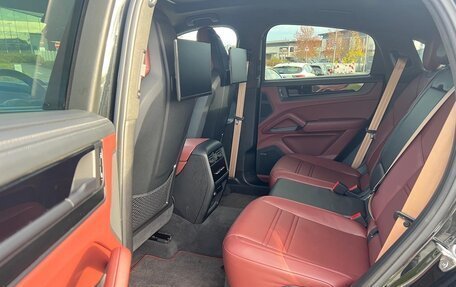 Porsche Cayenne III, 2025 год, 22 100 000 рублей, 13 фотография