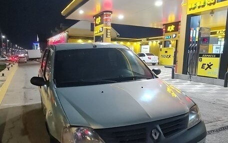 Renault Logan I, 2006 год, 210 000 рублей, 1 фотография