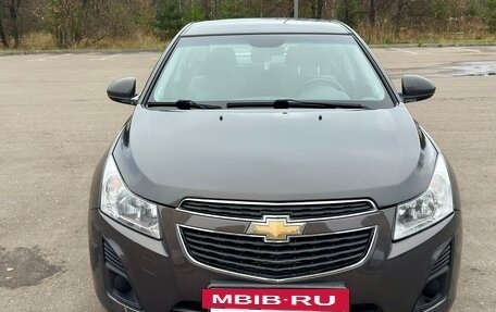 Chevrolet Cruze II, 2013 год, 980 000 рублей, 2 фотография