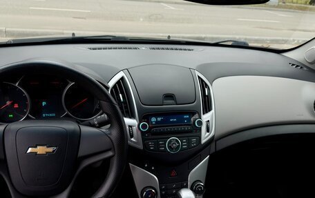 Chevrolet Cruze II, 2013 год, 980 000 рублей, 6 фотография