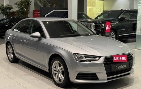 Audi A4, 2017 год, 2 200 000 рублей, 3 фотография