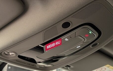 Audi A4, 2017 год, 2 200 000 рублей, 21 фотография